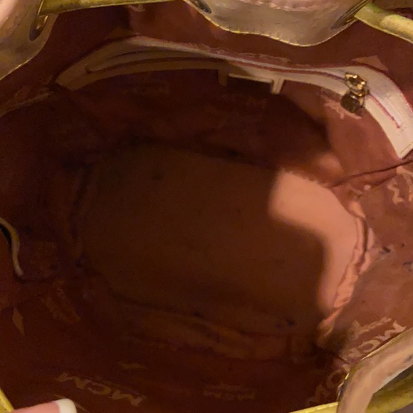 MCM Visetos Mini Bucket - Picture 5 of 10